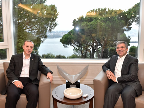 Cumhurbaşkanı Recep Tayyip Erdoğan'dan 11. Cumhurbaşkanı Abdullah Gül'e Bayram Ziyareti